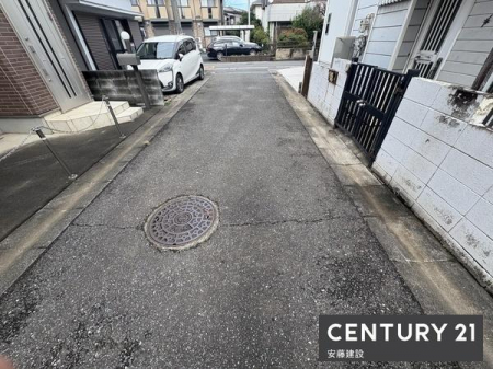 OʓH܂ތnʐ^@y@OʓH@z
k4.0ʒuw蓹H