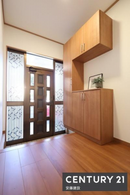 ���ց@�y�@���ց@/�@entrance�@�z
�������������͋C�̂��錺�ւ́A��Ƃ肠��L���ŋA��E���q��S�n�悭�}���Ă���܂��I