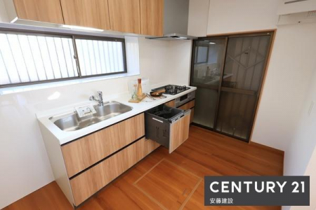 �L�b�`���@�y�@�L�b�`���@/�@Kitchen�@�z
���[�ƍ�ƃX�y�[�X����������m�ۂ����V�X�e���L�b�`��
����������芷�C��S�~�o���ɕ֗��Ȑ݌v�I