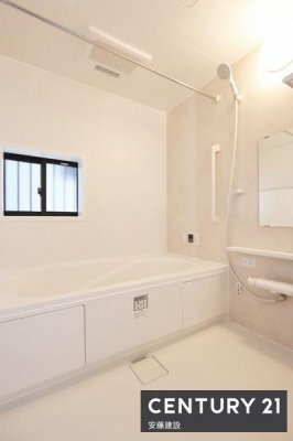 �����@�y�@�����@/�@Bathroom�@�z
�����Ղ�̂����ɂ������Z���ꂻ���Ȃ�Ƃ�̗���
�����g�[�����@��������Ă��芷�C���₷���A�~��͉ߓx�ȉ��x����h���܂�