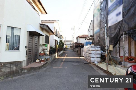 �O�ʓ��H�܂ތ��n�ʐ^�@�y�@�O�ʓ��H�@�z
�k������4������