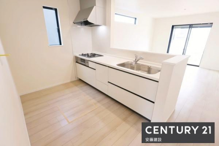 �L�b�`���@�y�@�L�b�`���@/�@Kitchen�@�z
���r���O�����n����I�[�v���L�b�`���ŁA�������̎󂯓n�����X���[�Y
�①�ɂ�u���Ă���Ƃ肠��L���Ɋ��C�ɗD�ꂽ���t���I