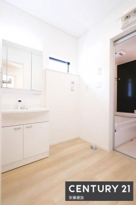 ���ʑ�E���ʏ��@�y�@���ʏ��@/�@Washroom�@�z
������������ʏ��͖Z���������X�g���X�t���[�ɐg�x�x�ł������ȋ��
���ϕi��|����������[�\�ȓƗ����ʉ��ϑ䊮���ŁA�����U�炩�炸�Y��ɕۂĂ܂��I