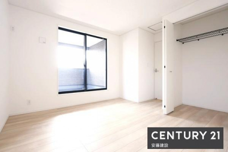 �Q���@�y�@�Q���@/�@7.5���@�z
�o���R�j�[�ɖʂ��Ė��邭���������ȐQ���I
���D�݂̉Ƌ��u���ăz�e�����C�N�ȋ�Ԃ��y���߂܂�
�v�w2�l���̈ߗނ�����������[�\�ȃN���[�[�b�g����