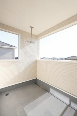 �o���R�j�[�@�y�@�o���R�j�[�@/�@Balcony�@�z
������C���i�[�o���R�j�[�I
���C�h�o���R�j�[�̂��ߐ��󕨂̗ʂ������Ă����S�ł�