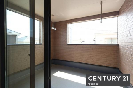 �o���R�j�[�@�y�@�o���R�j�[�@/�@Balcony�@�z
�V����C�ɂ������󂪂ł���C���i�[�o���R�j�[�I������ŗz����ǍD
���C�h�o���R�j�[�̂��ߐ��󕨂̗ʂ������Ă����S�ł�