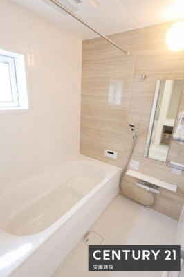 �����@�y�@�����@/�@Bathroom�@�z
�������Ǝ����̃o�X�^�C�����߂��������Ȑ��������闁��
�����g�[�����@��������Ă��芷�C���₷���A�~��͉ߓx�ȉ��x����h���܂�