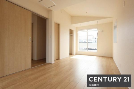 �Q���@�y�@�Q���i�Ԏd�؉�)�@/�@10.5���@�z
�����̉Ƒ��l���ɉ����ĊԎ��ύX�\�ȃt���L�V�u�����[���I
�_�u���x�b�h��u����Q���͂��v�w�ł��g��������������