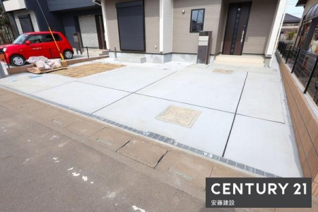 ���ԏ�@�y�@���ԏ�@/�@parking�@�z
����Q��\�Ȓ��ԃX�y�[�X
���v�w���ꂼ��̂��Ԃ����Ƃ̑O�ɒ�߂邱�Ƃ��ł��܂�
