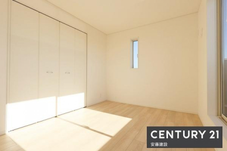 �Q���@�y�@�Q���@/�@6���@�z
�o���R�j�[�ɖʂ��Ė��邭���������ȐQ���I
���D�݂̉Ƌ��u���ăz�e�����C�N�ȋ�Ԃ��y���߂܂�