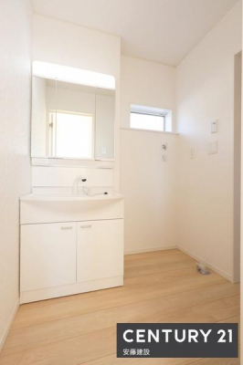 ���ʑ�E���ʏ��@�y�@���ʏ��@/�@Washroom�@�z
������������ʏ��͖Z���������X�g���X�t���[�ɐg�x�x�ł������ȋ��
���[�͂̂���O�ʋ��Ɨ����ʑ䊮���I