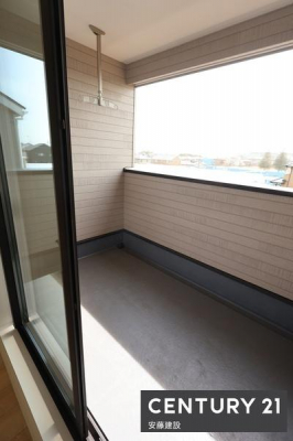 �o���R�j�[�@�y�@�o���R�j�[�@/�@Balcony�@�z
������C���i�[�o���R�j�[�I
���C�h�o���R�j�[�̂��ߐ��󕨂̗ʂ������Ă����S�ł�