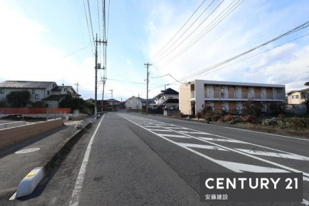 �O�ʓ��H�܂ތ��n�ʐ^�@�y�@�O�ʓ��H�@�z
�k����15.5������