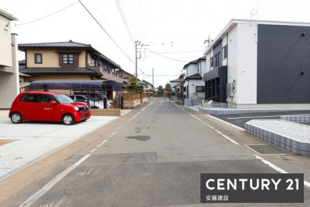 �O�ʓ��H�܂ތ��n�ʐ^�@�쑤��6������