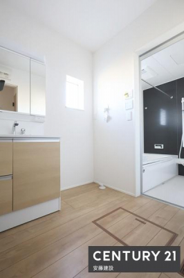 ���ʑ�E���ʏ��@�y�@���ʏ��@/�@Washroom�@�z
������������ʏ��͖Z���������X�g���X�t���[�ɐg�x�x�ł������ȋ��
