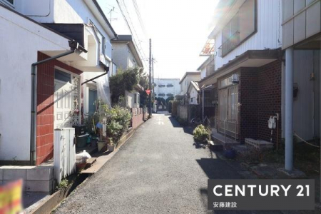 �O�ʓ��H�܂ތ��n�ʐ^�@�y�@�O�ʓ��H�@�z
������4������