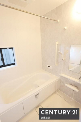 �����@�y�@�����@/�@Bathroom�@�z
�����Ղ�̂����ɂ������Z���ꂻ���Ȃ�Ƃ�̗���
�����g�[�����@��������Ă��芷�C���₷���A�~��͉ߓx�ȉ��x����h���܂�