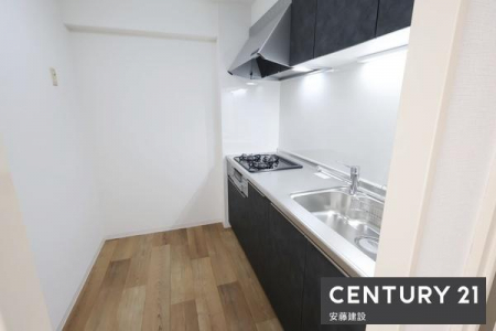 �L�b�`���@�y�@�L�b�`���@/�@Kitchen�@�z
���[�ƍ�ƃX�y�[�X����������m�ۂ����V�X�e���L�b�`��