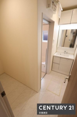 ʑEʏ@y@ʏ@/@Washroom@z
ʉϑƐ@𕪂Ĕzuꂽ݌v
Ƒ̓ł@gp\ŉƎto