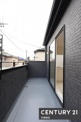 oRj[@y@oRj[@/@Balcony@z
Qo\ȖkoRj[
zՂ錚Ȃ󕨂芣܂