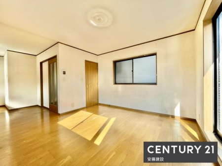 rO@y@rO@/@13.25@z
邭ȁAƂL̃rO
_CjOe[uƃ\t@[uĂƂ肪܂