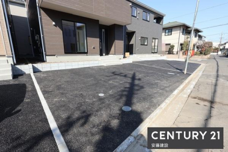 ���ԏ�@�y�@���ԏ�@/�@parking�@�z
����Q��\�Ȓ��ԃX�y�[�X
���v�w���ꂼ��̂��Ԃ����Ƃ̑O�ɒ�߂邱�Ƃ��ł��܂�
