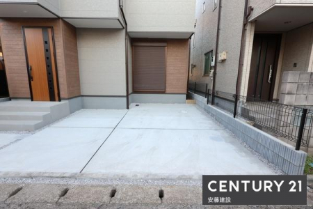 ���ԏ�@�y�@���ԏ�@/�@parking�@�z
����2��\�Ȓ��ԃX�y�[�X�i���Ԏ퐧���L�j
���v�w���ꂼ��̂��Ԃ����Ƃ̑O�ɒ�߂邱�Ƃ��ł��܂�