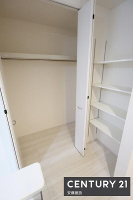 ���[�@�y�@�p���g���[�@�z
�L�b�`�����ɐH���i����p�i�����[�ł���p���g���[����