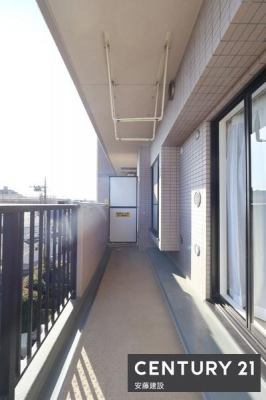 oRj[@y@oRj[@/@Balcony@z
rOAmo\ȓ쓌oRj[I
Ղ̓𗁂тĐ󕨂芣܂