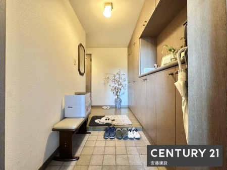 ց@y@ց@/@entrance@z
ӂ錺ւ́AƂ肠LŋAEqSn悭}Ă܂