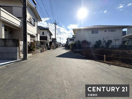 OʓH܂ތnʐ^@y@OʓH@z
6s
