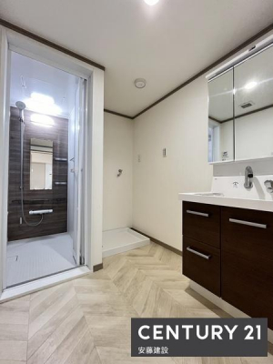 ʑEʏ@y@ʏ@/@Washroom@z
ʏ͖ZXgXt[ɐgxxłȋ
[͂̂OʋƗʑ䊮I