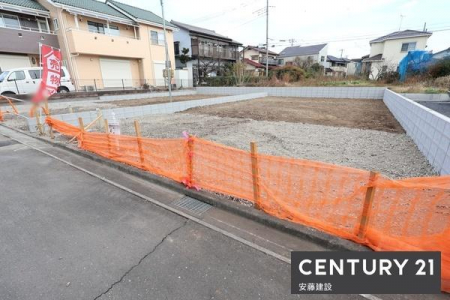 ���ԏ�@�y�@���ԏ�@/�@parking�@�z
����Q��\�Ȓ��ԃX�y�[�X
���v�w���ꂼ��̂��Ԃ����Ƃ̑O�ɒ�߂邱�Ƃ��ł��܂�
