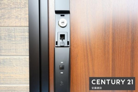 ���ց@�y�@���ց@/�@entrance�@�z
��p�L�[������΃����^�b�`�ŊJ�\�ȃX�}�[�g�L�[���ځI
�������A���J�̓��A�q�ǂ��Ǝ肪�����Ȃ��Ƃ��ł������Ɏ{���ł��Ă��ꂵ���@�\