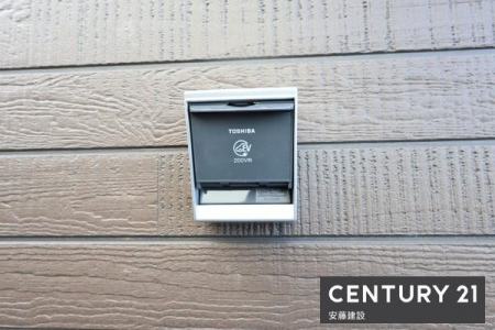 ���ԏ�@�y�@�ݔ��@�z
���ԏ��EV��p�R���Z���g����