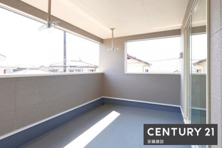 �o���R�j�[�@�y�@�o���R�j�[�@/�@Balcony�@�z
�V����C�ɂ������󂪂ł���C���i�[�o���R�j�[�I������ŗz����ǍD
���C�h�o���R�j�[�̂��ߐ��󕨂̗ʂ������Ă����S�ł�