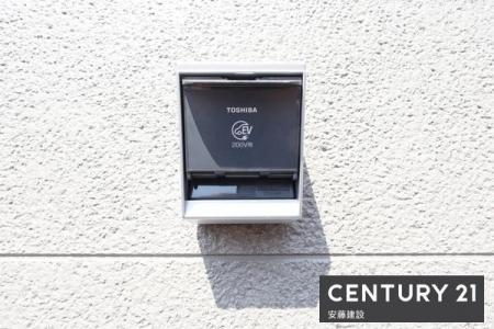 ���̑��@�y�@�ݔ��@�z
���ԏ��EV��p�R���Z���g����
�ǉ��ݒu�̕K�v���Ȃ��Ȃ�A�w���ł���Ԃ̑I�����������܂��ˁI