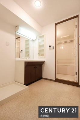 ���ʑ�E���ʏ��@�y�@���ʏ��@/�@Washroom�@�z
������������ʏ��͖Z���������X�g���X�t���[�ɐg�x�x�ł������ȋ��
���ϕi��|����������[�\�ȓƗ����ʉ��ϑ䊮���ŁA�����U�炩�炸�Y��ɕۂĂ܂��I