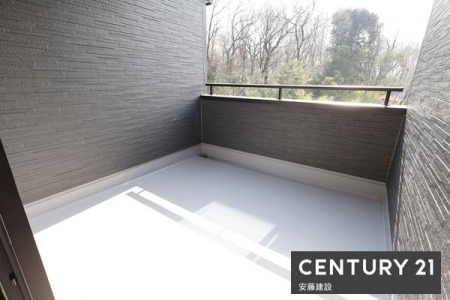 �o���R�j�[�@�y�@�o���R�j�[�@/�@Balcony�@�z
������ʂ炸�ɐ���\�ȓ����݌v�̓쓌�����o���R�j�[�I
�C���i�[�o���R�j�[�ŋ}�ȉJ�̓��ł����S�ł�