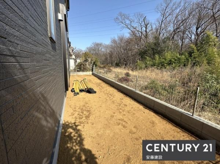 ��@�y�@��@/�@Garden�@�z
���u��V�я�ɂ����p�ł���L���̂��늮��
�E�b�h�f�b�L��t����ΓǏ��₨���Q���y���߂܂��I