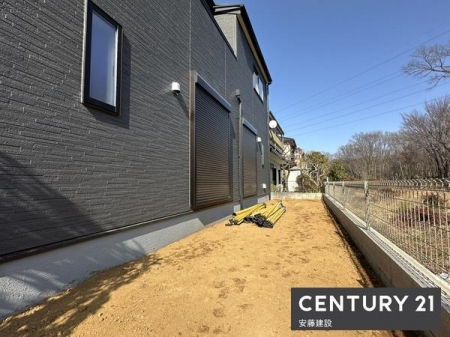 ���̑��@�V���b�^�[�J��