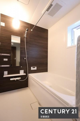 �����@�y�@�����@/�@Bathroom�@�z
�����Ղ�̂����ɂ������Z���ꂻ���Ȃ�Ƃ�̗���
�����g�[�����@��������Ă��芷�C���₷���A�~��͉ߓx�ȉ��x����h���܂�