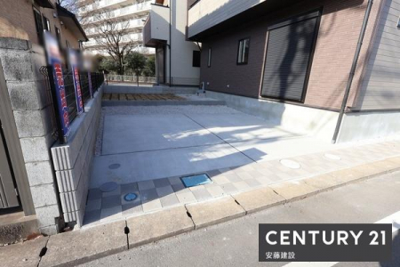 ���ԏ�@�y�@���ԏ�@/�@parking�@�z
����Q��\�Ȓ��ԃX�y�[�X
���v�w���ꂼ��̂��Ԃ����Ƃ̑O�ɒ�߂邱�Ƃ��ł��܂�
