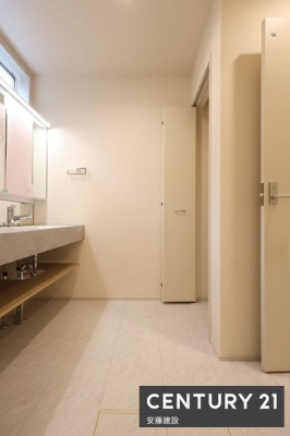 ���ʑ�E���ʏ��@�y�@���ʏ�+���l���Ɂ@/�@Washroom�@�z
������������ʏ��͖Z���������X�g���X�t���[�ɐg�x�x�ł������ȋ��
�^�I������ʗp�i�Ȃǂ����[�ł��郊�l���Ɋ����I