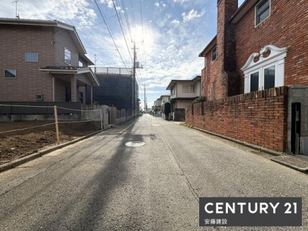 �O�ʓ��H�܂ތ��n�ʐ^�@�y�@�O�ʓ��H�@�z
������5.9������