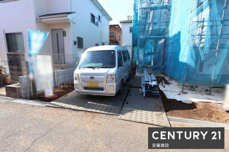 ���ԏ�@�y�@���ԏ�@/�@parking�@�z
����Q��\�Ȓ��ԃX�y�[�X
���v�w���ꂼ��̂��Ԃ����Ƃ̑O�ɒ�߂邱�Ƃ��ł��܂�
