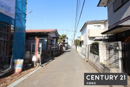 �O�ʓ��H�܂ތ��n�ʐ^�@�y�@�O�ʓ��H�@�z
�k������4������