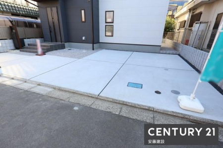 ���ԏ�@�y�@���ԏ�@/�@parking�@�z
����3��\�Ȓ��ԃX�y�[�X
��1��Ԏ퐧���L