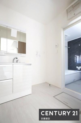 ���ʑ�E���ʏ��@�y�@���ʏ��@/�@Washroom�@�z
���ʏ��͖Z���������X�g���X�t���[�ɐg�x�x�ł������ȋ��
���󂯂��L���g������̗ǂ����ʉ��ϑ�́A���ϕi��|���p��Ȃǂ����܂��ĕ֗��ł��I