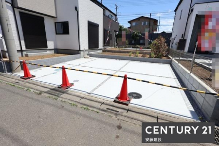 ���ԏ�@�y�@���ԏ�@/�@parking�@�z
����Q��\�Ȓ��ԃX�y�[�X
���v�w���ꂼ��̂��Ԃ����Ƃ̑O�ɒ�߂邱�Ƃ��ł��܂�
